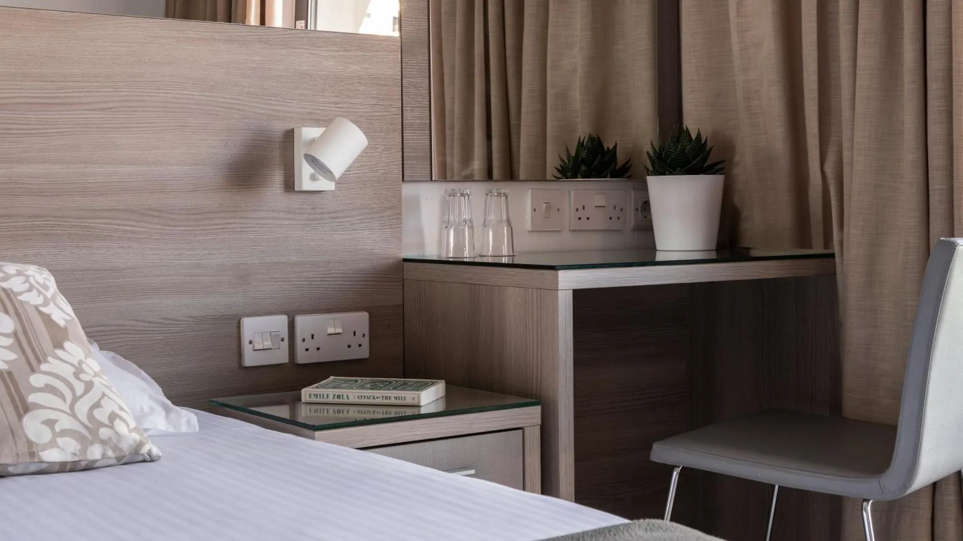 Plaza Regency Hotels Sliema