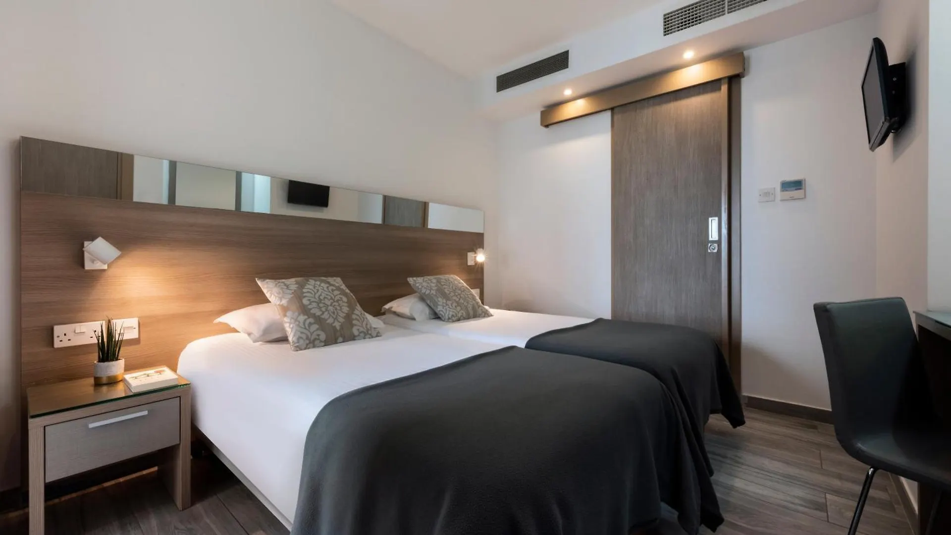 Plaza Regency Hotels Sliema Malta