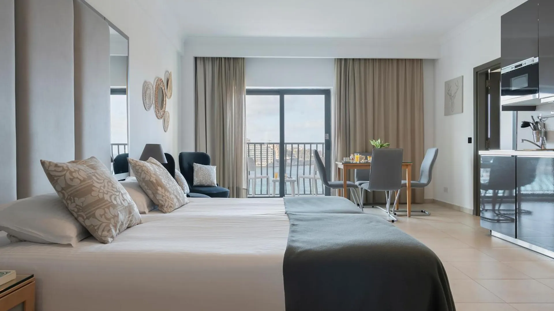 Plaza Regency Hotels Sliema Malta